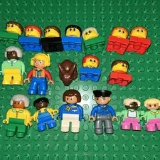 Lego Duplo Figures And Vintage Heads Lot
