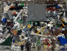 LEGO Lot Includes Minifigures Bricks Parts Collection Star Wars Building Bulk C