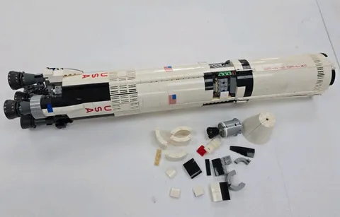 LEGO Ideas: Lego NASA Apollo Saturn V (92176) No Box Or Manual, Missing Pieces