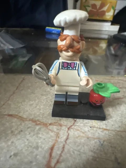 LEGO Swedish Chef Minifigure Muppets Series Complete w/ Whisk & Vegetable