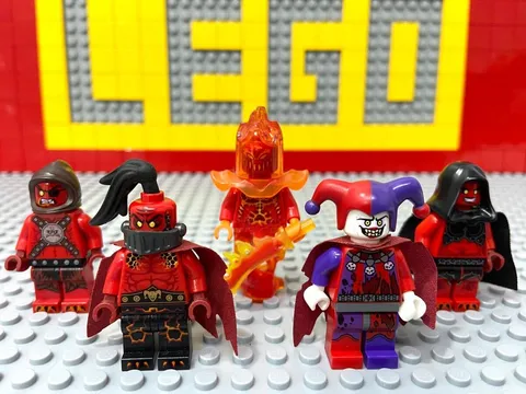 LEGO Nexo Knights Mini Figures Magma Monster Flama Magma General Jestro Set