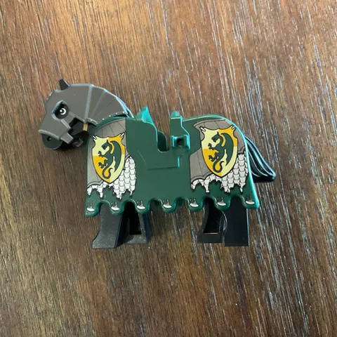 Lego Kingdoms Knights Green Dragon Barding Ruffled - Armored Horse 7187