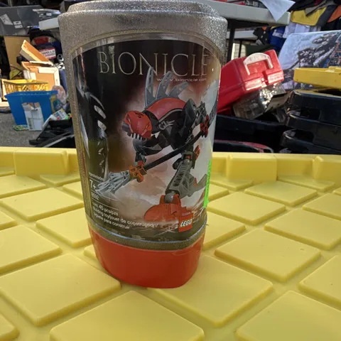 LEGO Bionicle Rahkshi Turahk Canister 45 pcs Red/Silver Handle MPN 8587