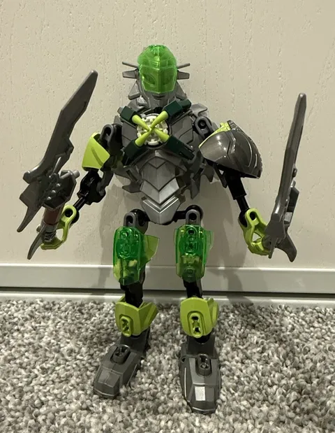 LEGO Hero Factory: Breez (44006) Loose Retired Figure Set Rare Bionicle