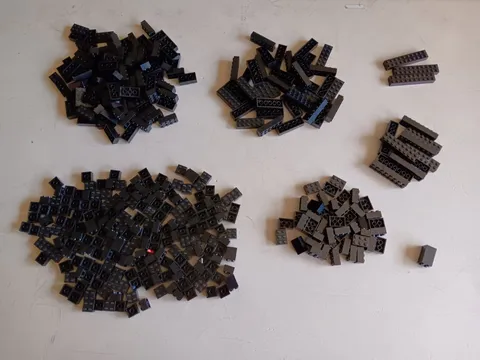 LEGO BULK LOT OF 400 BLACK BRICKS 2X2 2X3 2X4 2X6 2X8 2X10