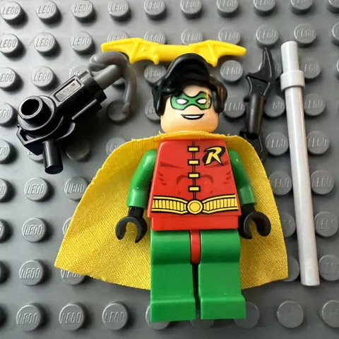 LEGO® Robin Minifigure CRACK DC Batman 1 2006 bat009