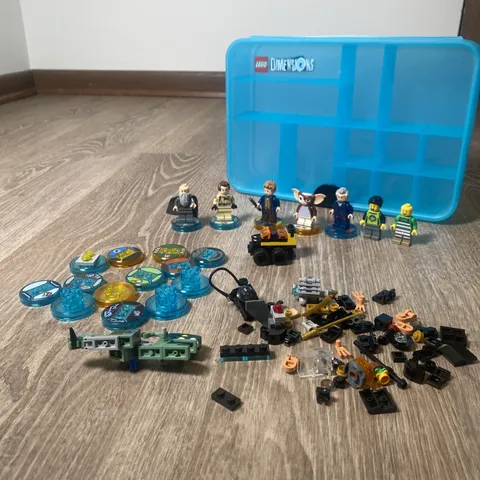 Lego Dimensions Minifigures Lot 5 And Accessories Gandalf, Gizmo And Extras