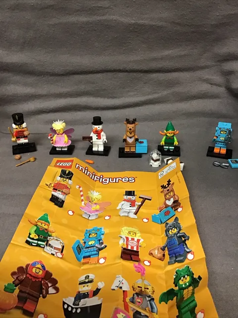 Lego Series 23 Collectible Minifigures 71034 Complete Set of 12 Comes With Case