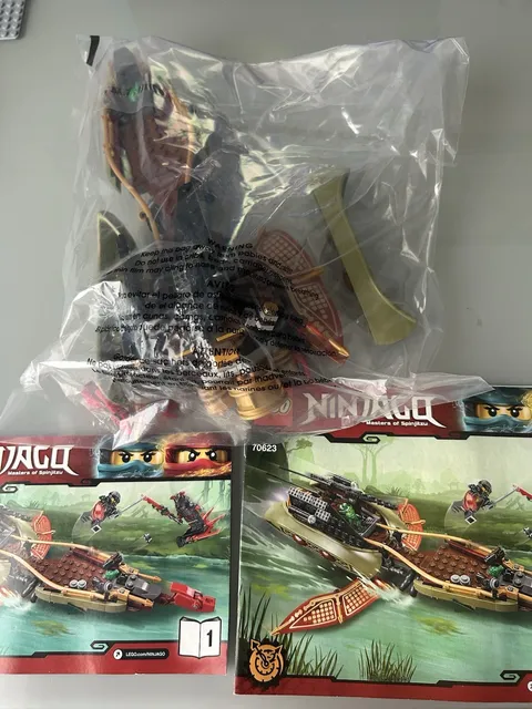LEGO NINJAGO: Destiny's Shadow (70623)