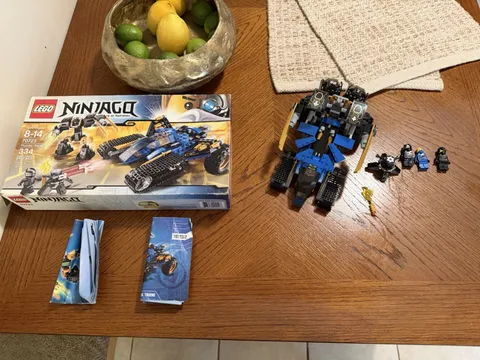 LEGO NINJAGO 70723 Thunder Raider (Almost Complete)