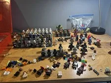 LEGO Minifigures & Parts Mixed Lot Bulk Assortment w/ Accessories