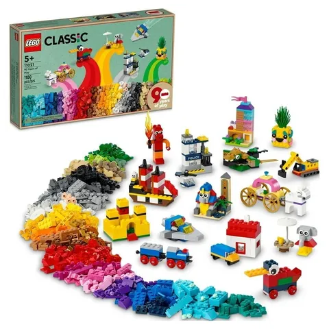 New LEGO 1200 pieces Classic 11021 collectibles limited release