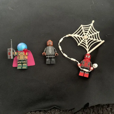LEGO Super Hero Mini Figure Mysterio -Nick Fury & Spider-Man - No Way Home 76184