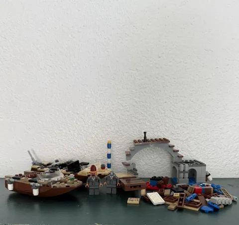 Lego 2009 Indiana Jones and the Last Crusade Venice Canal Chase Incomplete Set