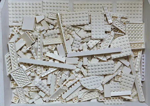 300 Lego Pieces Bulk Parts Lot~Bricks, Plates, & Specialty