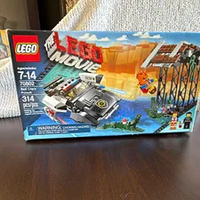 LEGO The LEGO Movie 70802 Bad Cop's Pursuit Set, Factory Sealed, Shelf Wear.
