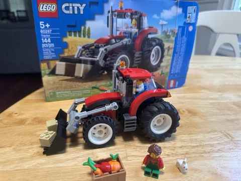 LEGO City Farm Tractor 60287 Complete Set 144pcs Box Farmer Age 5+