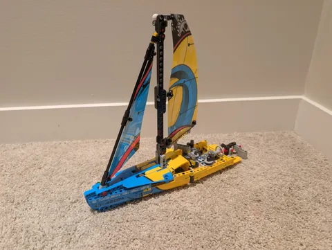 LEGO TECHNIC: Racing Yacht (42074) Used, Complete 