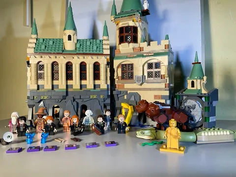 LEGO Harry Potter: Hogwarts Chamber of Secrets (76389) 95% complete no box READ
