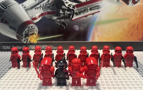 LEGO Star Wars Minifigure Lot of 15 w/ Kylo Ren, Royal Guards, and Sith Troopers