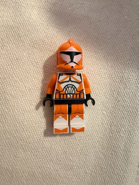 LEGO Star Wars Clone Bomb Squad Trooper Phase 1 Minifigure sw0299
