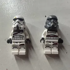 LEGO Minifigure Night Troopers lot with original zombie heads brand new.