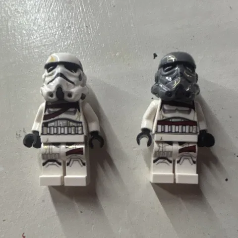 LEGO Minifigure Night Troopers lot with original zombie heads brand new.