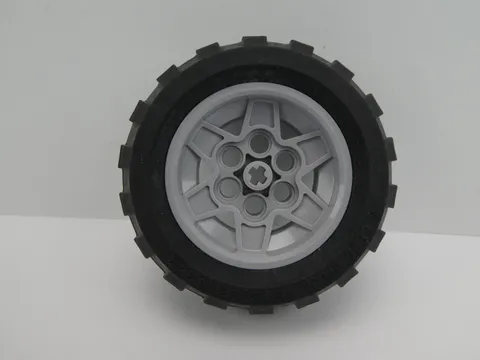 Lego Technic Lt Gray Wheel 56908 + Balloon Tire 68.7 x 34 R 61480