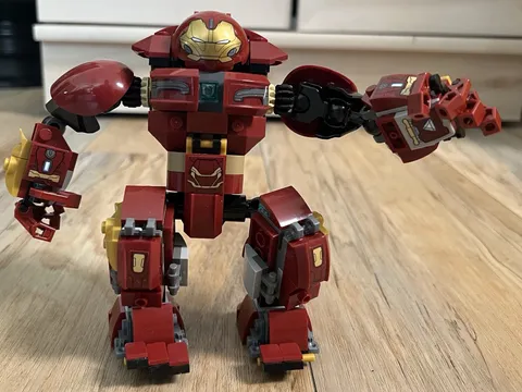 LEGO Marvel: The Hulkbuster Smash-Up - Set 76104 **Assembled & Glued