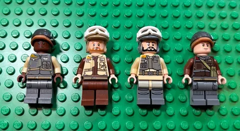 LEGO Star Wars Rogue One Rebel Trooper Minifigs Lot of 4 (from 75164)