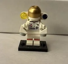 LEGO Series 26 Minifigure Astronaut Set 71046