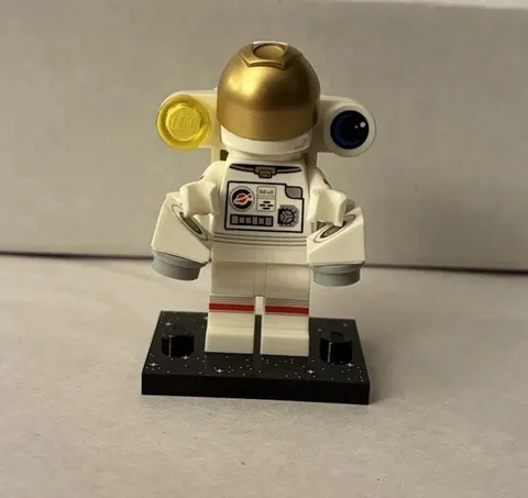 LEGO Series 26 Minifigure Astronaut Set 71046