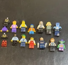 Genuine Lego minifigure Lot used. 12 Figs And Extra Parts Marvel, City, Batman