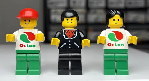 LEGO Classic Town 6397: Gas N' Wash Express MINIFIGURES ONLY 6472 Octan Trn083