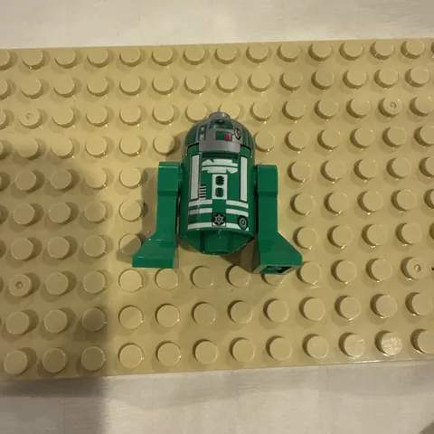 Lego R3-D5 Astromech Droid Minifigure Minifig 9498 sw0393