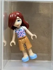 LEGO Minifigure - Friends Paisley - Bright Pink Tank Top - No frnd0784 - QTY 1