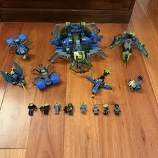 LEGO Space Insectoids Lot 6977 6907 6837 6817 Vintage 1998 Sets 8 Minifigures