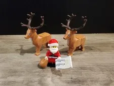 LEGO Santa Minifigure with 2 Reindeer Figures