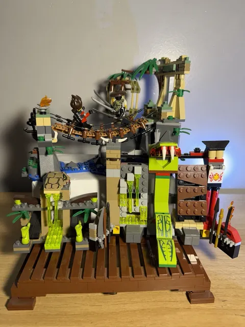 LEGO NINJAGO LOT  - (Venomari Shrine, Training Set, Master Falls) incomplete lot
