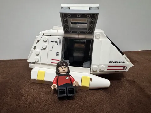 LEGO Set #40768 Star Trek: Type-15 Shuttle Pod