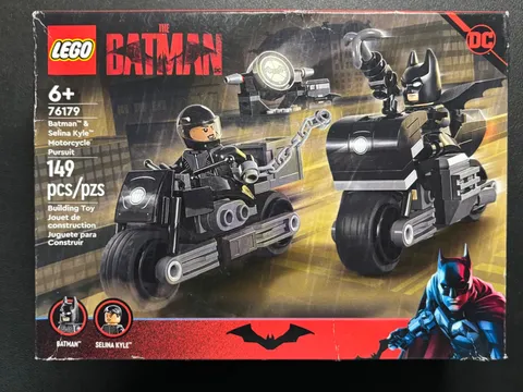 LEGO 76179 Batman & Selina Kyle Motorcycle Pursuit - 149 Piece - NIB