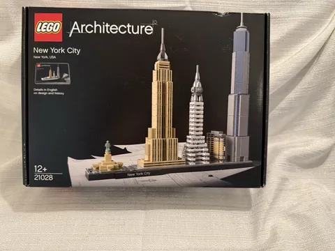LEGO Architecture New York City Skyline 21028 Brand New Sealed
