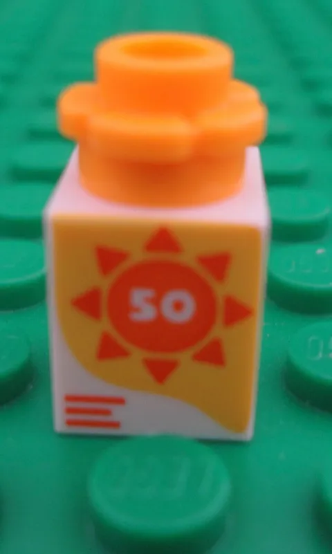 LEGO Minifigure Utensil Sun Tan Lotion Bottle~Beach~Ocean