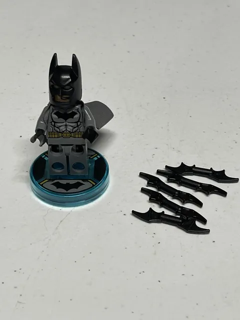 LEGO BATMAN LIGHT GRAY CLASSIC FIGURE MINI PEOPLE