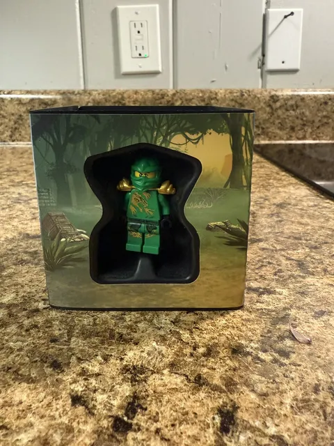 LEGO Promo 2014 Target Cube 6106248 Superboy Lloyd Ninjago read description 