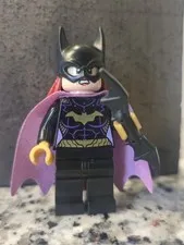 Lego Super Heroes DC Batgirl Minifigure from set #76013