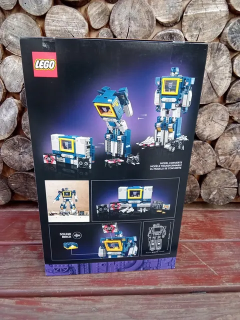 Lego Icons 10358 Transformers Soundwave