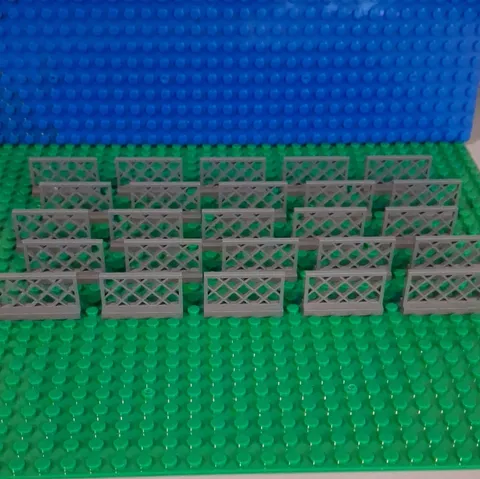 LEGO Fence 1 x 4 x 2 Lattice In Dark Grey. 25 Pieces