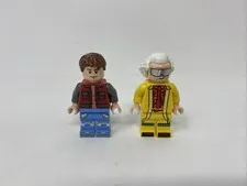 LEGO Back To The Future Time Machine Minifigures Marty & Doc Brown