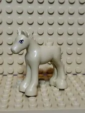 LEGO Friends White Horse Foal Pony 11241pb02 Tan eyes 3 eyelash 41039